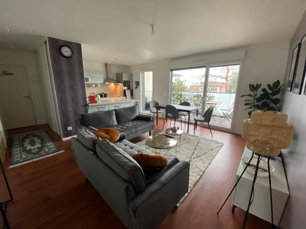Appartement 80M2, Terrasse Sud, Metro 7 Direction Louvre A 8Minutes, Parking Sous-Sol, Proche Paris-Bercy 이브리쉬르센 외부 사진